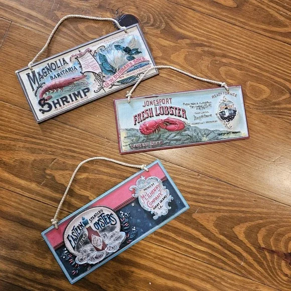 Resin Nautical Seafood Wall Hangings  8.5 X 4