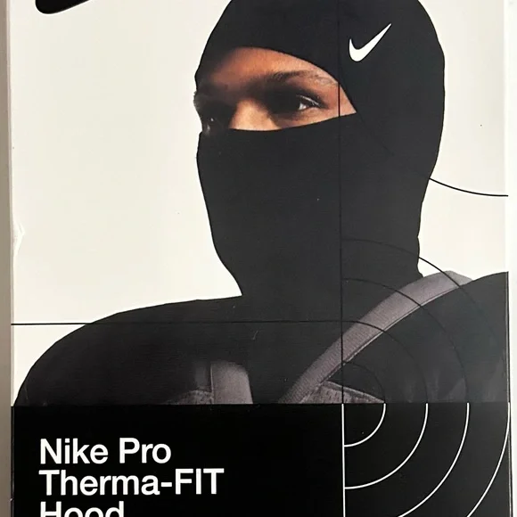 Nike Pro Black Therma-FIT Hood