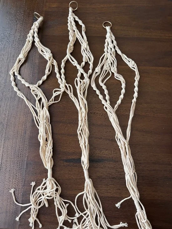 NWOT 3 macrame hanging plant holders 🪴