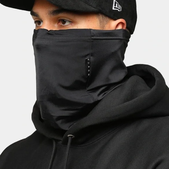 SAINT MORTA FACE MASK. CONDITION IS BRAND NEW UNWORN. OS.