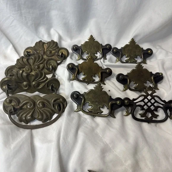 VTG Salvaged Brass Hardware Pulls Dresser Handles Vintage Mix Lot Restore 10