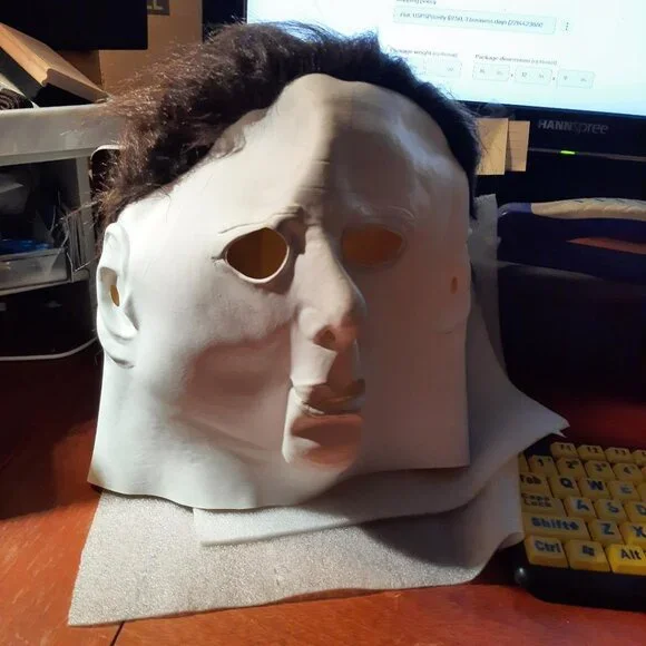 NEW ! Halloween Michael Myers Murder 11x11 Mask Rob Zombie Trick /Treat Studios