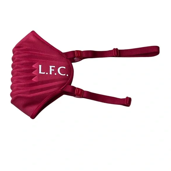 Nike Liverpool F.C Venturer Sport Performance Red Face Mask