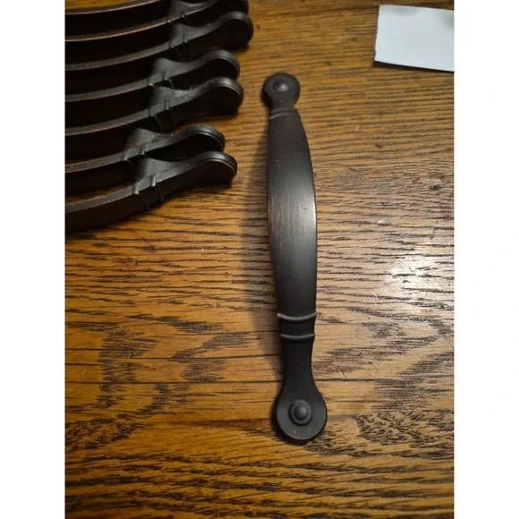 8 Cabinet Handles Pulls 3