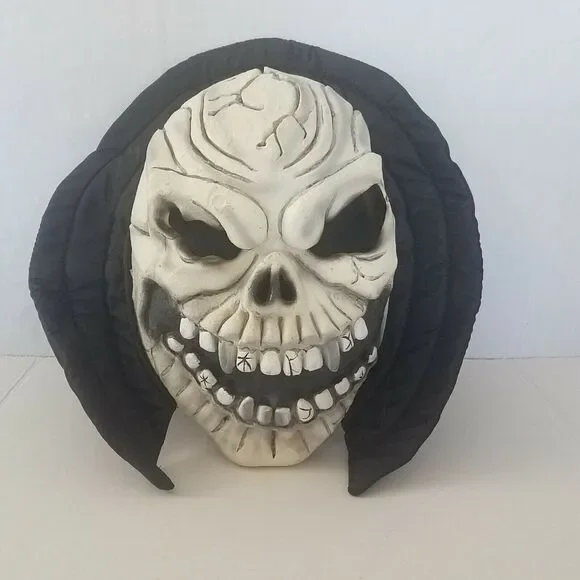 Vintage Halloween Mask Easter Unlimited Scary Face Crypt Ghoul Skeleton Skull