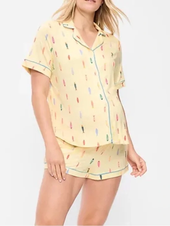 Old Navy Maternity Pajama Set NWT Butter Yellow Fish Print Button Top Shorts M