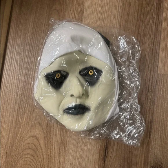 The Horror Scary Nun Latex Mask w/Headscarf Valak Cosplay for Halloween Costume