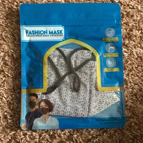 😷 Unisex Face Mask