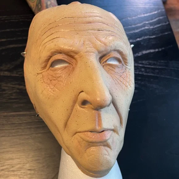 Jigsaw Mask, Latex