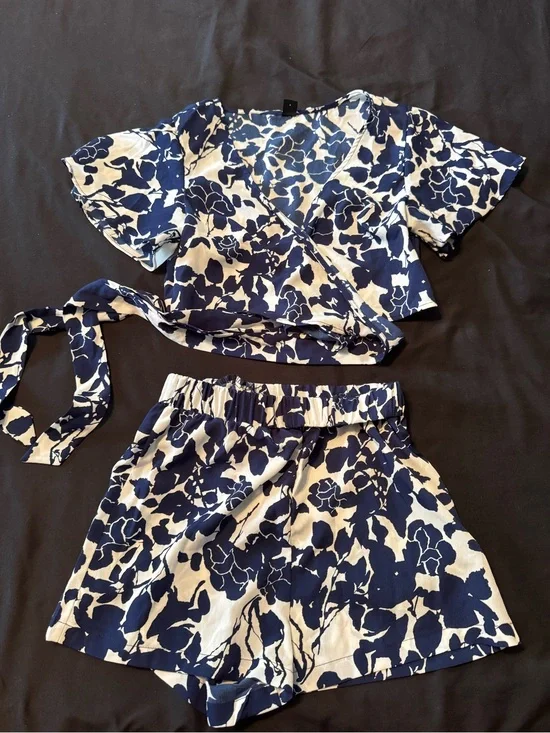 Bundle of 15 Juniors Matching Sets