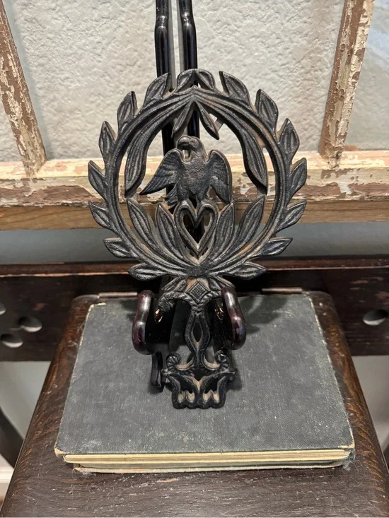 Vintage J.Z.H. 1949 T-13 American EAGLE Black Cast Iron Trivet