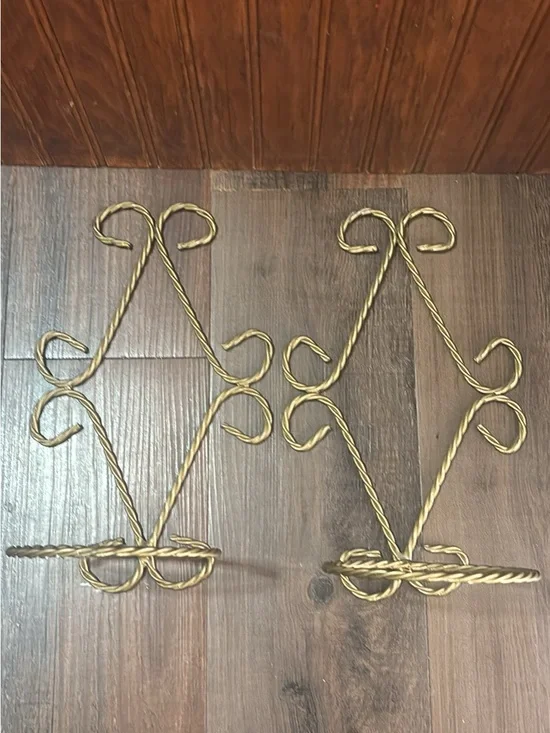 Brass-Tone Twisted Metal Wall Plant/Candle Holders - Set of 2