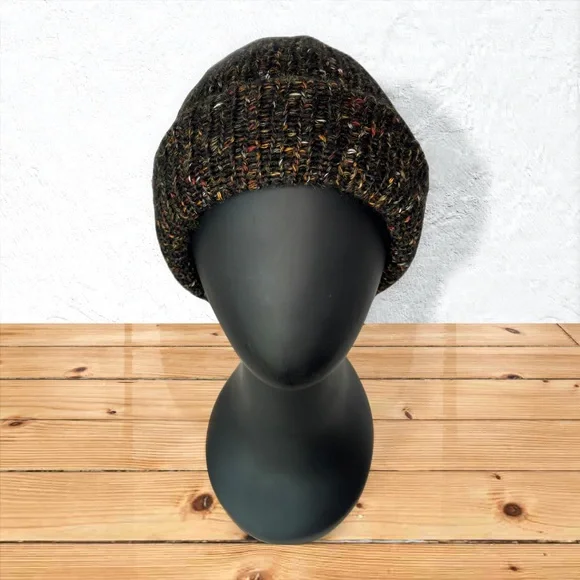 Handmade Charcoal Black Tweed Beanie – Cozy Cotton & Alpaca Blend – Unisex Hat