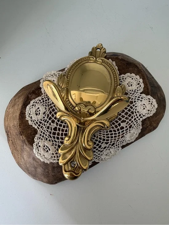 Ornate Gold Decorative Wall Hook - Classic Vintage Style