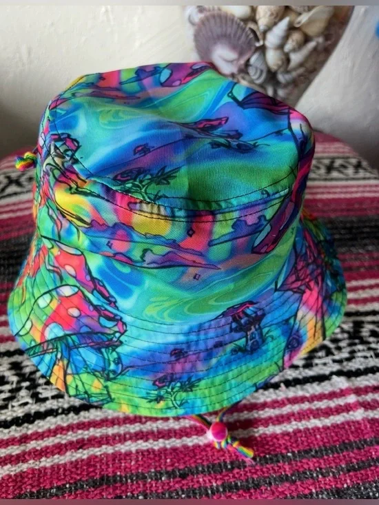 Colorful Tie-Dye Mushroom Beach Bucket Hat NWOT🌈