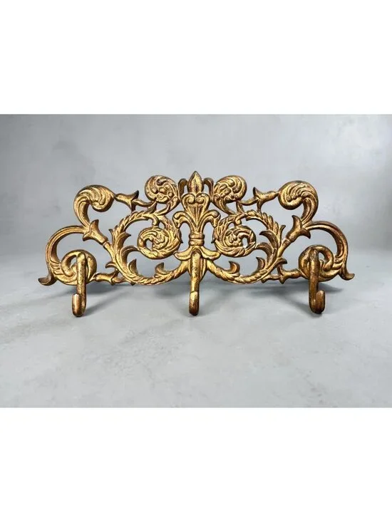 Ornate Gold Wall Decor With 3 Hooks Cast Metal Decorative Fleur-De-Lis Design