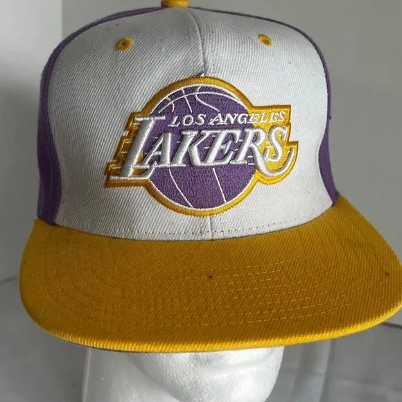 NEW - NBA LOS ANGELES LAKERS Mitchell & Ness White Adjustable Snapback Hat Cap