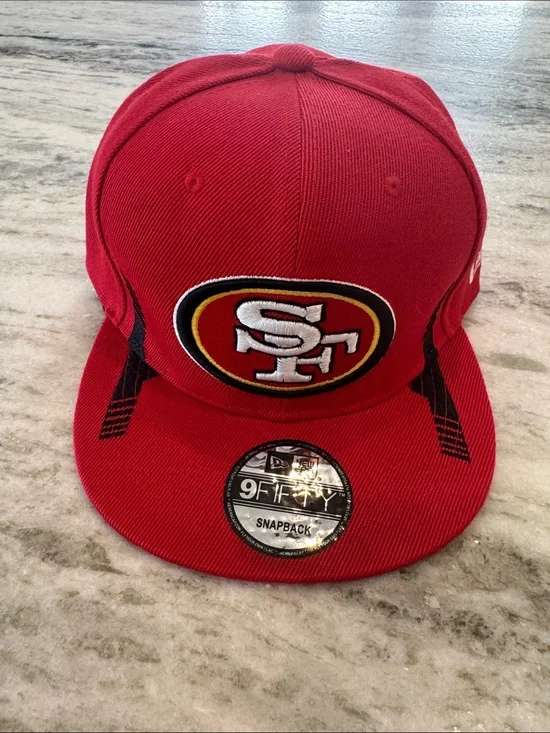 New Era San Francisco 49ers 9FIFTY SnapBack Hat Embroidered Team Logo Football