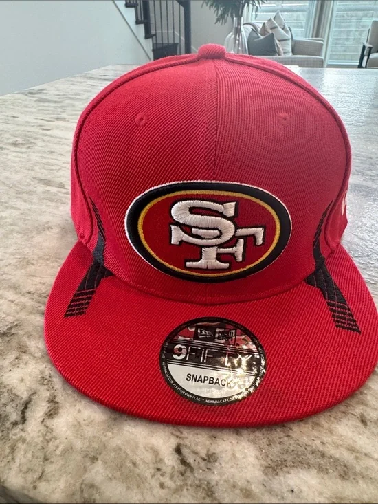New Era San Francisco 49ers 9FIFTY SnapBack Hat Embroidered Team Logo Football