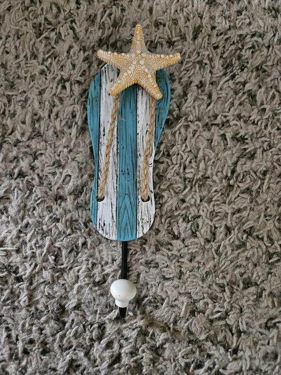 Coastal Flip-Flop Wall Hook in Teal and White with Starfish Accent