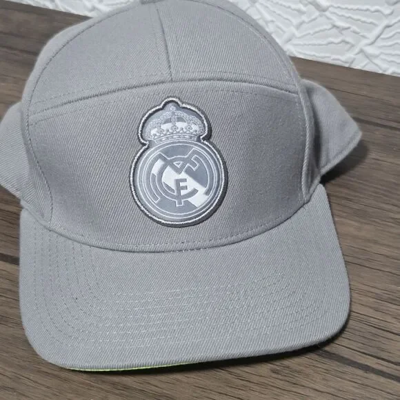 Adidas Real Madrid Grey Anthem Snapback Cap Hat NWOT Official Soccer Football OS
