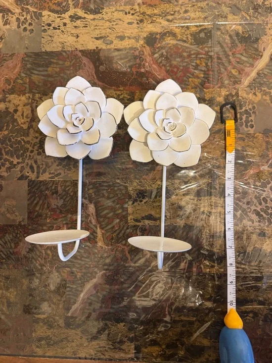 White Floral Flower Wall Hooks - Pair of Decorative Metal Hooks