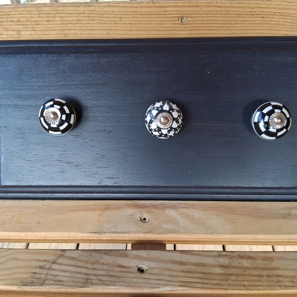 Black and White Decorative Wall Hook Rack - Brand Unbranded