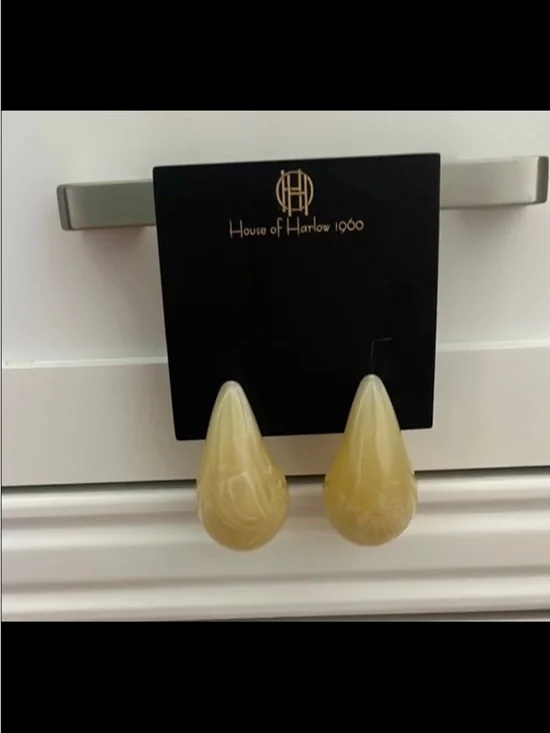 House of Harlow 1960 Cream Chunky Tear Drop Earrings