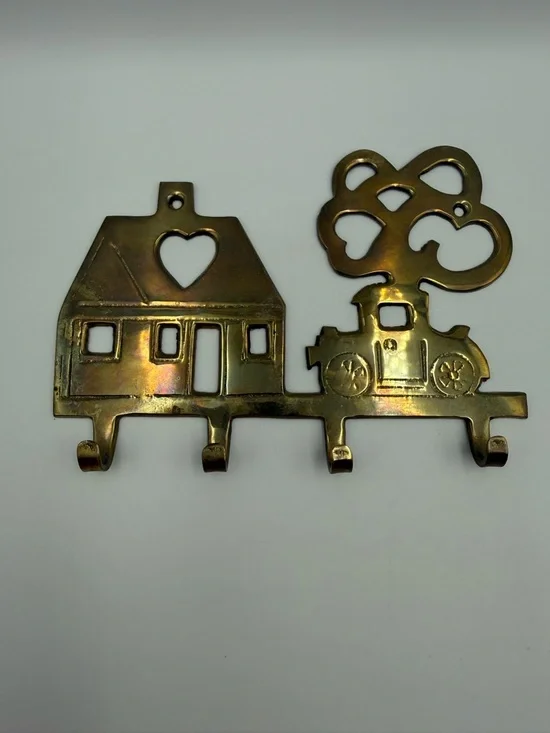 VINTAGE SOLID BRASS KEY HOLDER  4 KEY HOOKs  House Tree Car