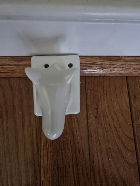 Ceramic White Horse Head Wall Apron Towel Ring Holder