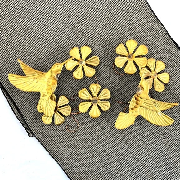 Two Brass Hummingbird Flower Wall Art Set 3D  (3335)