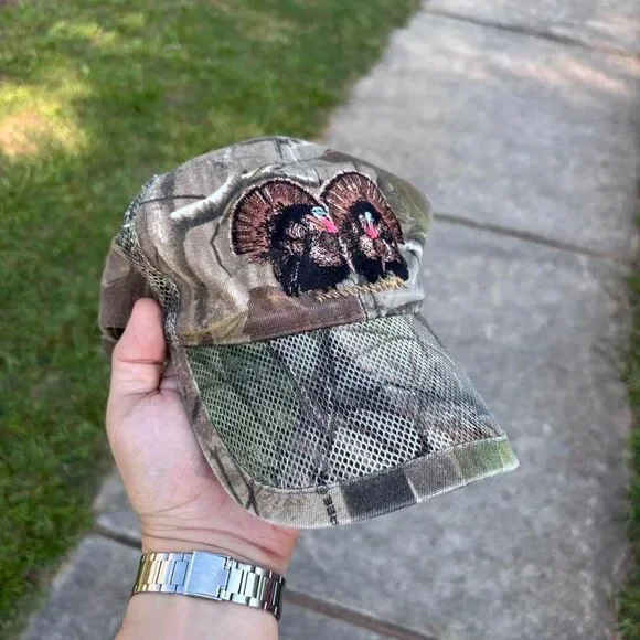 Vintage 1990s Winchester turkey embroidery camo strap back hat, OSFA!
