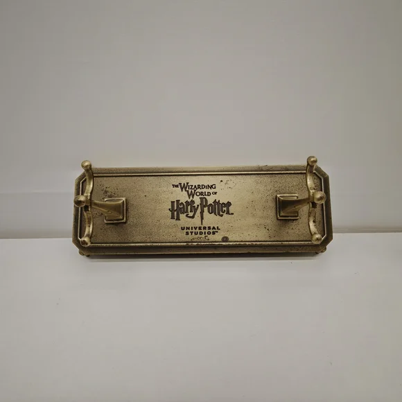 The Wizarding World of Harry Potter Gold Wall Hook Rack - Universal Studios