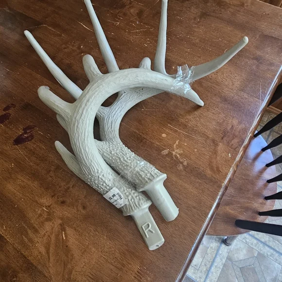 Rustic Ceramic Antler Wall Decor - Cream Plastic Replacements