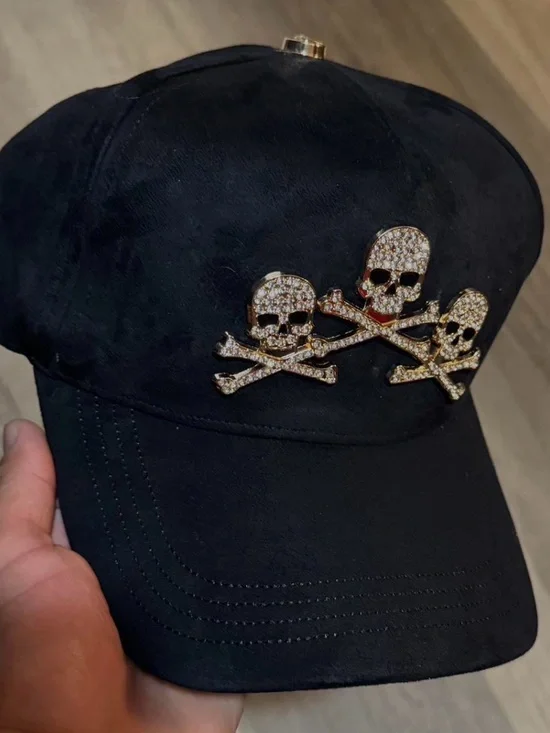 Black Skull & Crossbones Embellished Baseball Cap