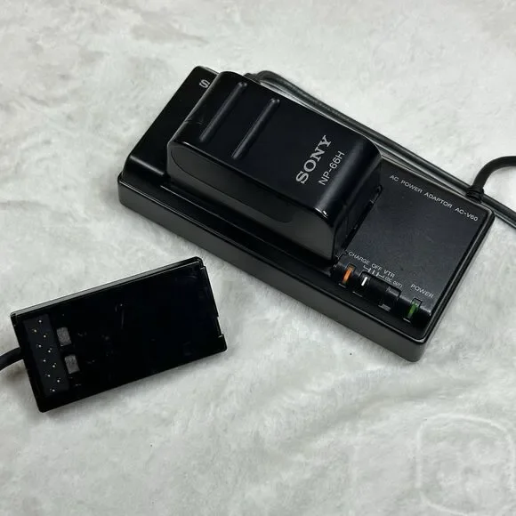 Sony Handycam Video 8 AC-V60 Power Adapter Charger & Np 68 Battery Tested