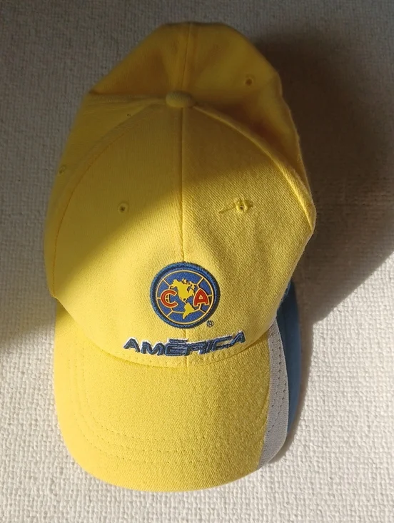 Club América Yellow Baseball Cap with Embroidered Logo