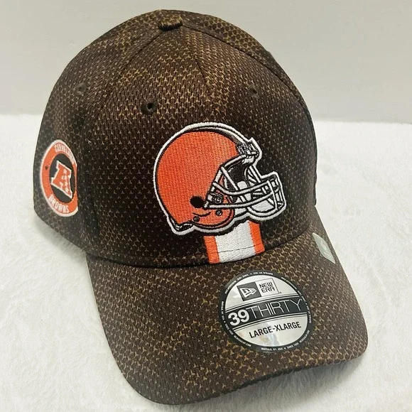New Era Cleveland Browns Stripe Sideline 39THIRTY Stretch Flex Hat L/XL‎ Brown