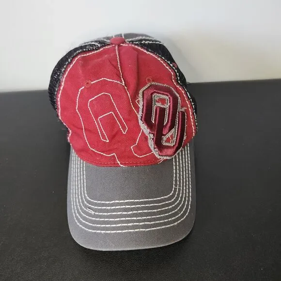 Top of the World Oklahoma Sooners Hat OU NCAA Trucker Cap Distressed Mesh OSFM