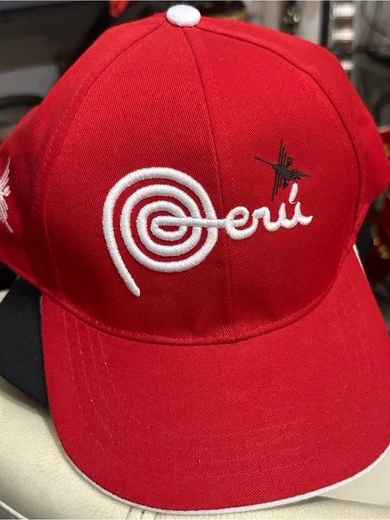 NWT 'Peru' Unisex Baseball Cap