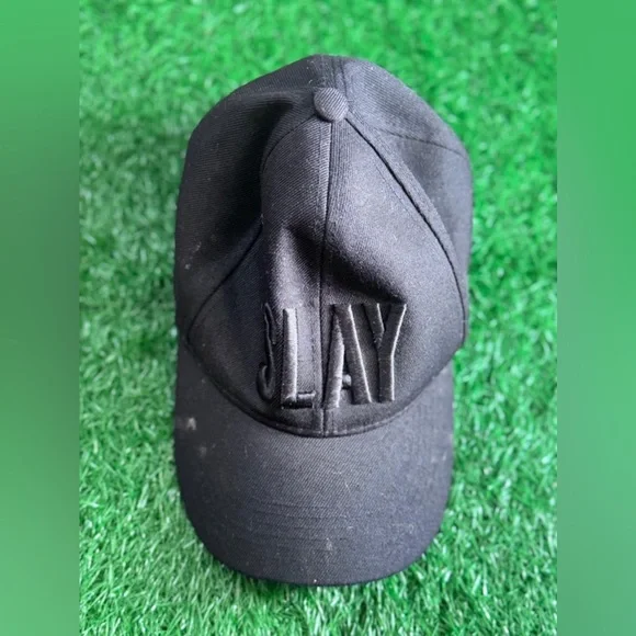 Black Hat Classic Curved Brim‎