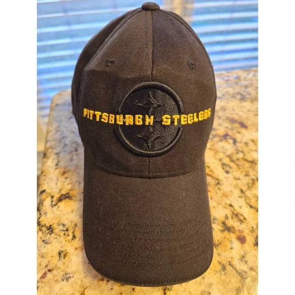 Pittsburgh Steelers Black Baseball Cap Embroidered Logo One Size Fits‎ All Men's