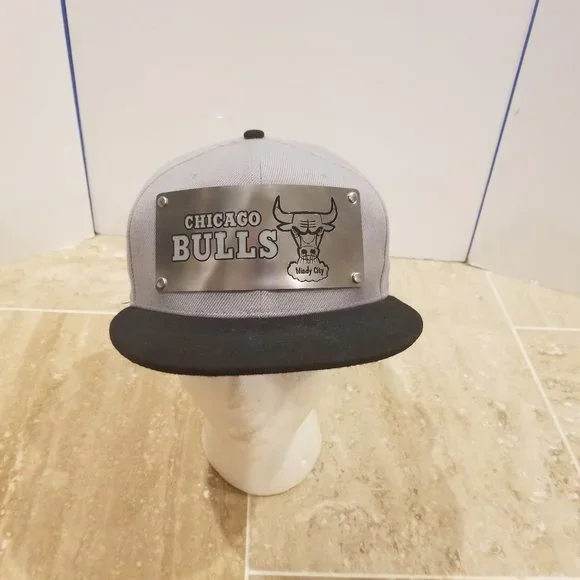 Classics Hardwoods Snapback Hat‎ Metal Plate Chicag