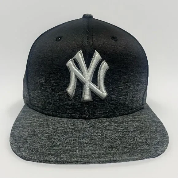 New York Yankees New Era 9FIFTY Black Snapback Hat Cap Hombre‎ Not For Resale