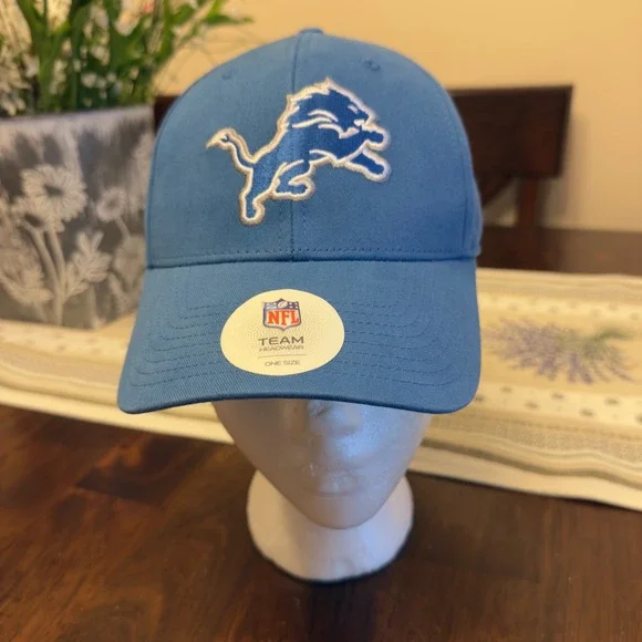 NFL Team Apparel Detroit Lions Hat Mens Blue Adjustable Baseball‎ Cap NWT