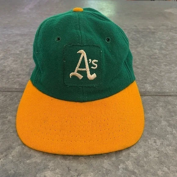 Vintage New Era Oakland A's Athletics Fitted Hat Cap 60s USA 6 1/2, 6 5/8, 6 3/4
