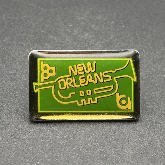 New Orleans Louisiana Trumpet Musical Instrument Lapel Hat Pin‎