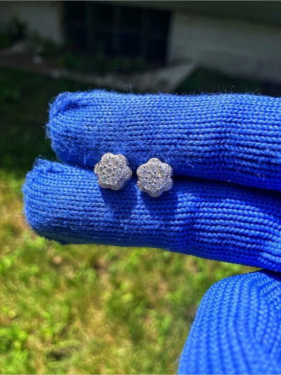 Brand New 925 Sterling Silver Moissanite Earrings