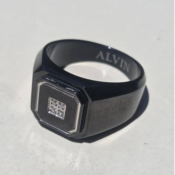 Danbury Mint Black Ice Men's Stainless Steel Diamond Signet Ring Size 11 