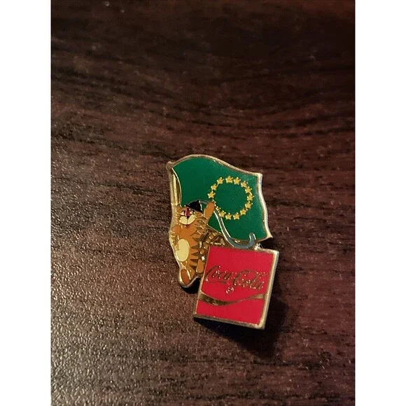 Vintage 1988 Seoul Olympics Coca‎ Cola Hodori Tiger Cook Islands Flag Lapel Pin